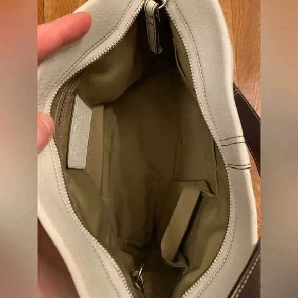 Coach Off White Pebbled Leather Shoulder Bag F10942 - Picture 13 of 15